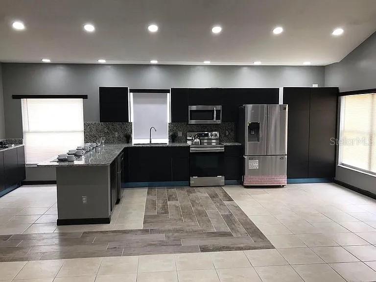 HUNTERS CREEK TR 150 PH 03 - Residential