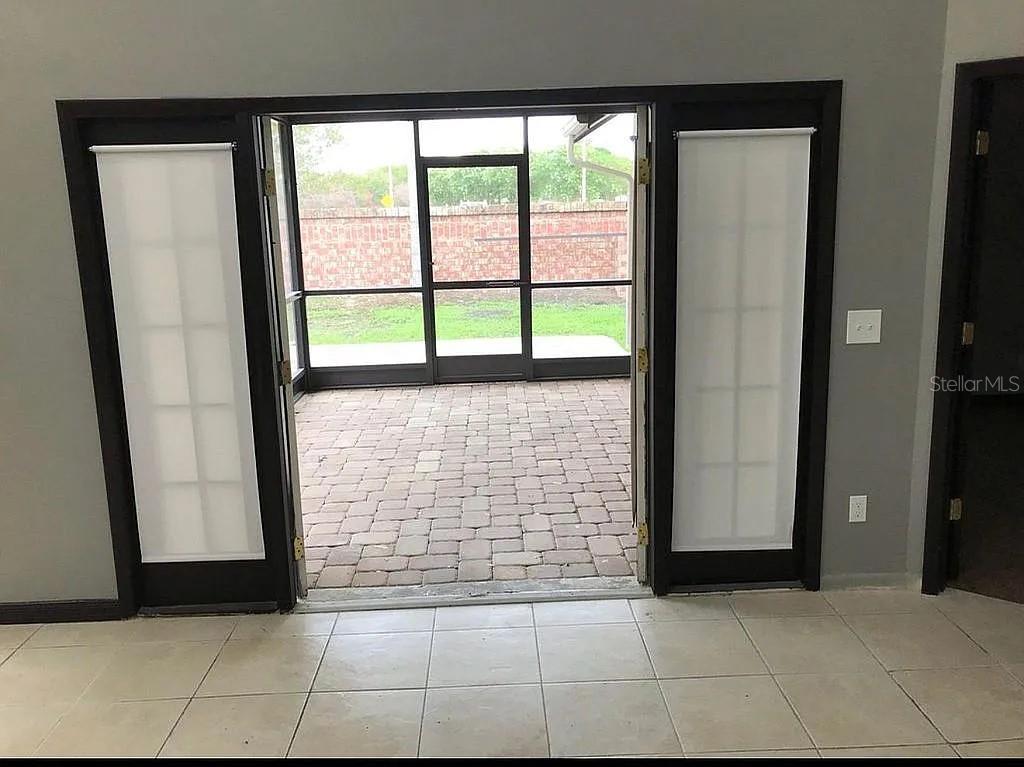 HUNTERS CREEK TR 150 PH 03 - Residential