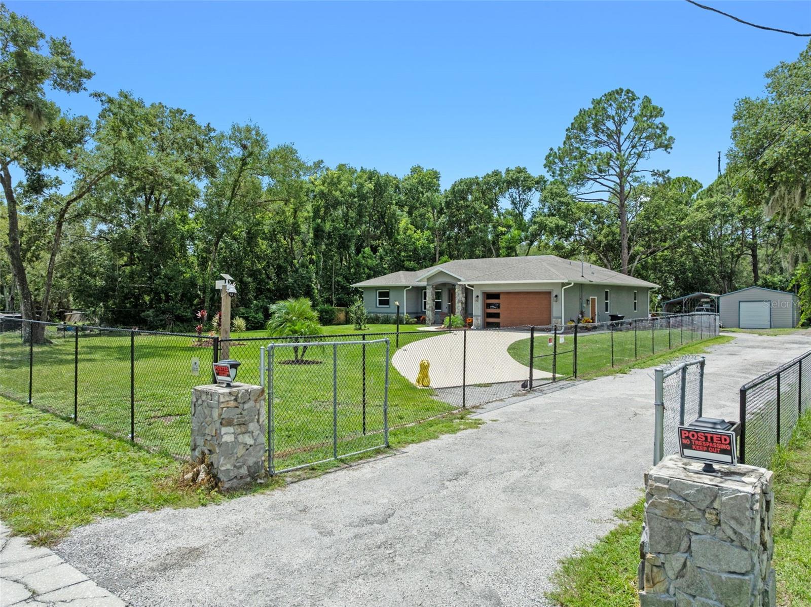 LAKE HELEN - Residential