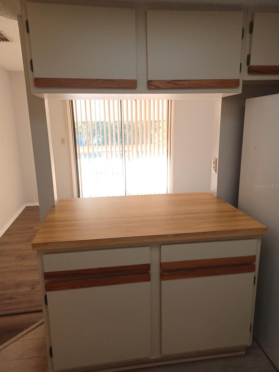 GARDENS OF FOREST LAKES CONDO THE - Residential Lease