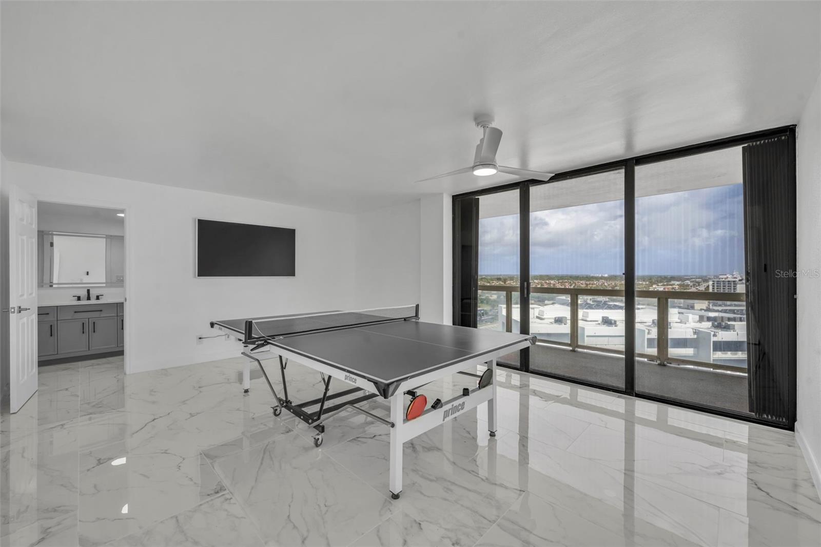 DAYTONA BEACH ALIKI TOWER PT UNIT S CONDO - Residential Lease