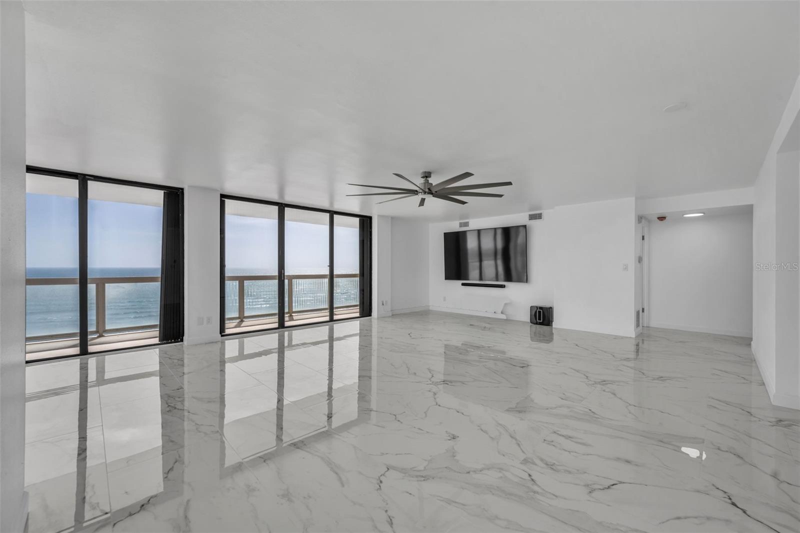 DAYTONA BEACH ALIKI TOWER PT UNIT S CONDO - Residential Lease