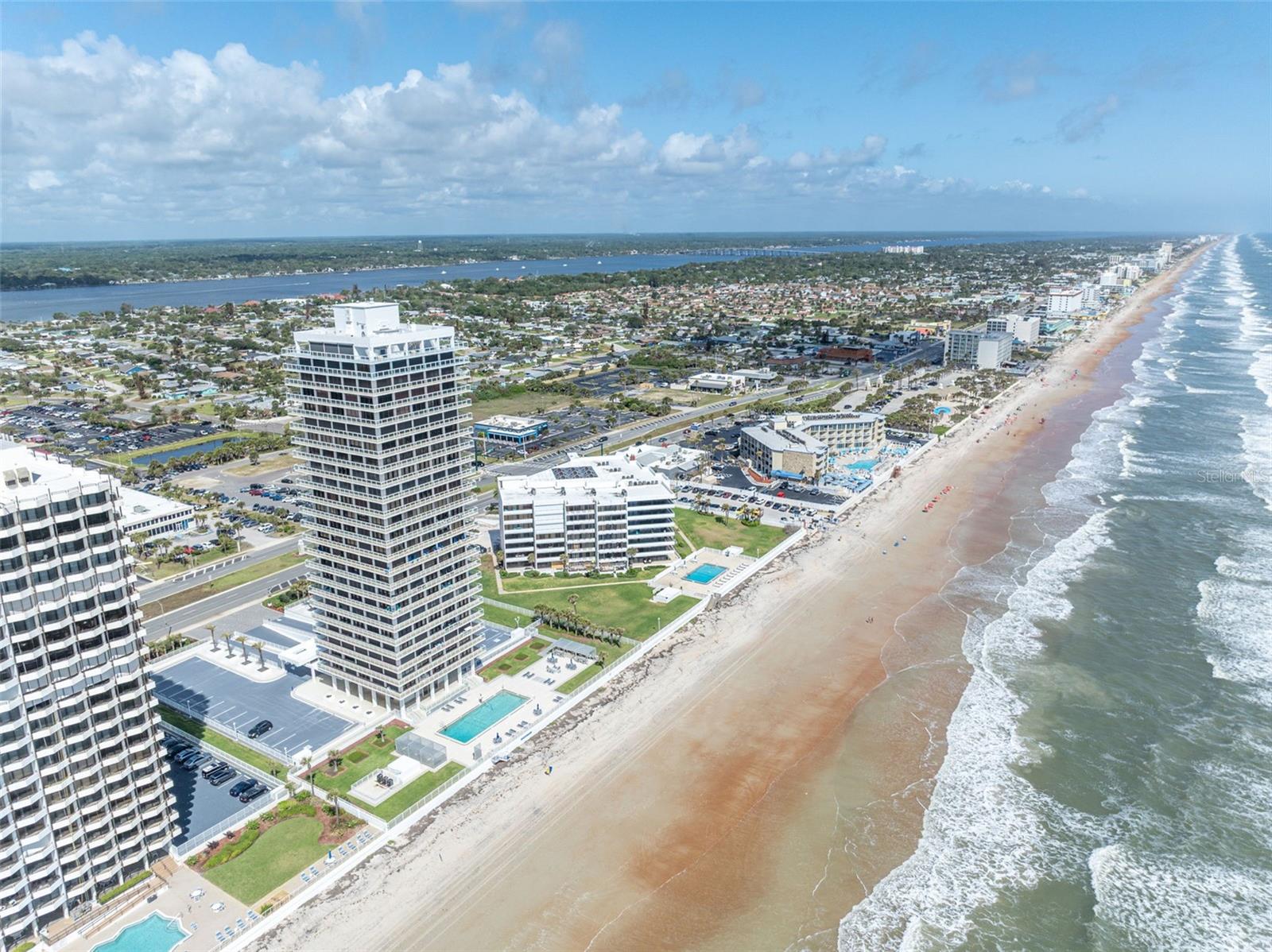 DAYTONA BEACH ALIKI TOWER PT UNIT S CONDO - Residential Lease