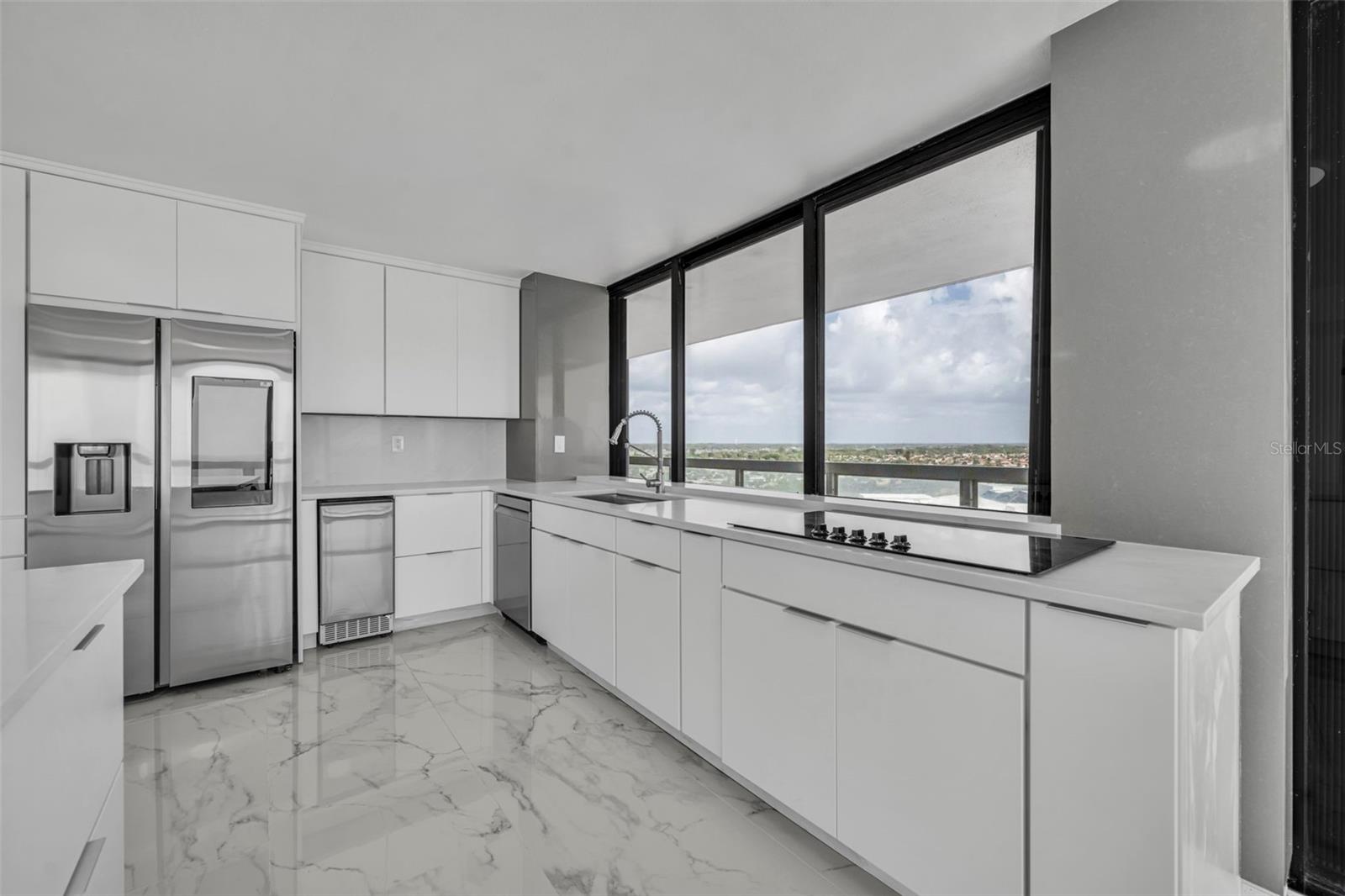 DAYTONA BEACH ALIKI TOWER PT UNIT S CONDO - Residential Lease