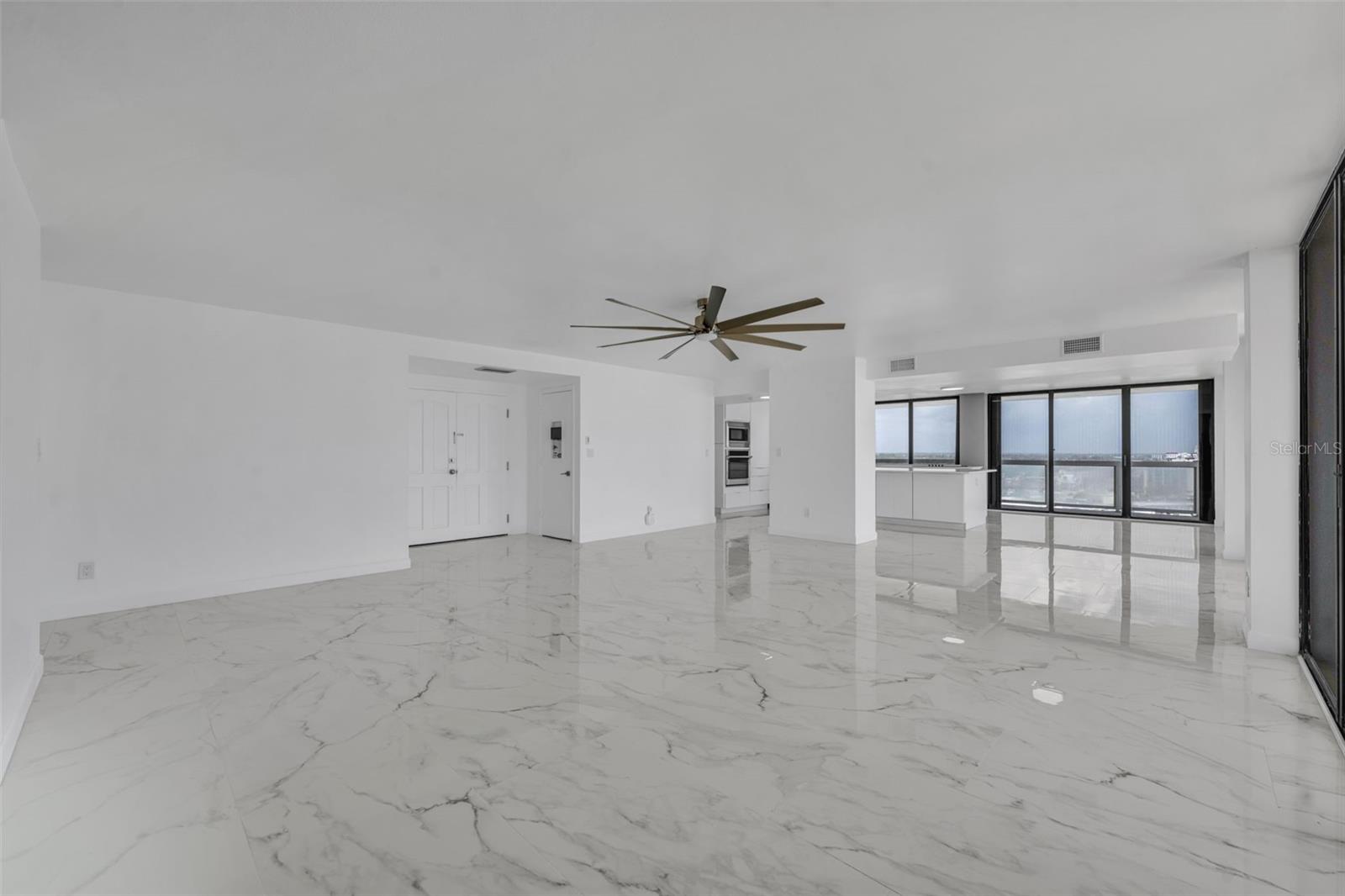 DAYTONA BEACH ALIKI TOWER PT UNIT S CONDO - Residential Lease