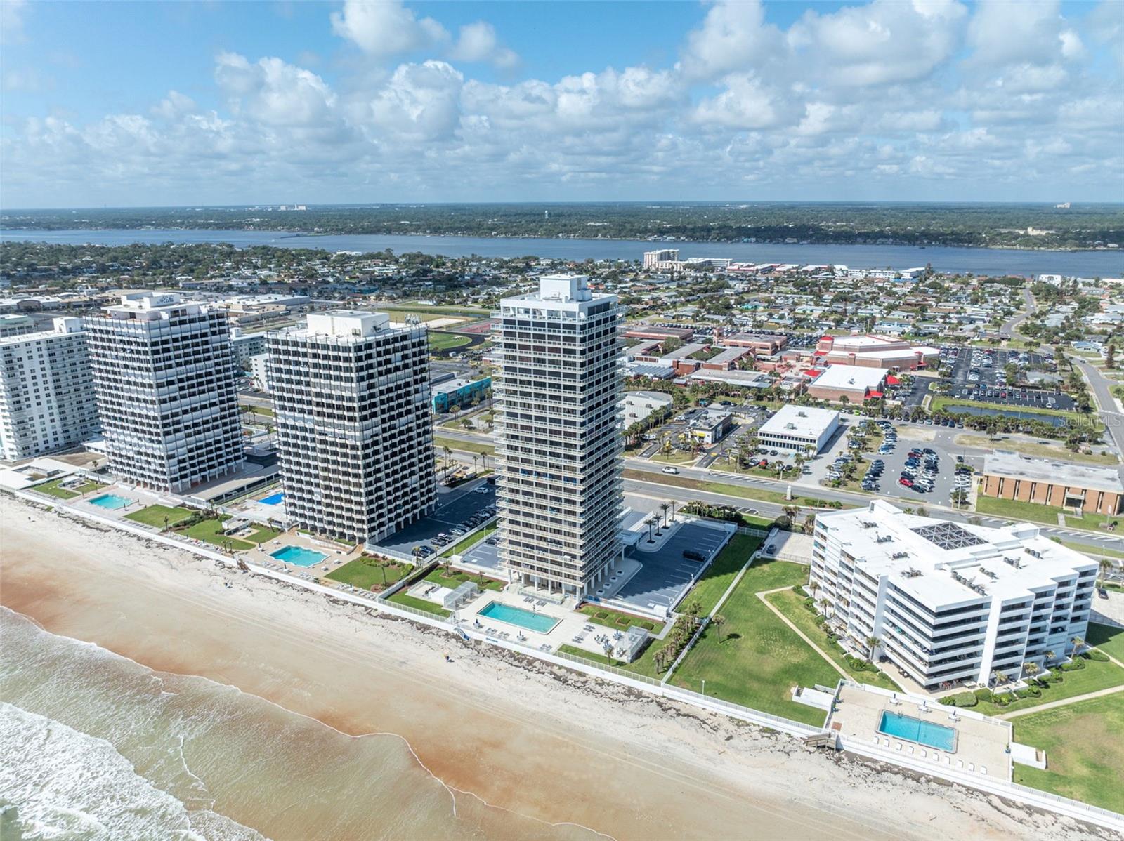 DAYTONA BEACH ALIKI TOWER PT UNIT S CONDO - Residential Lease