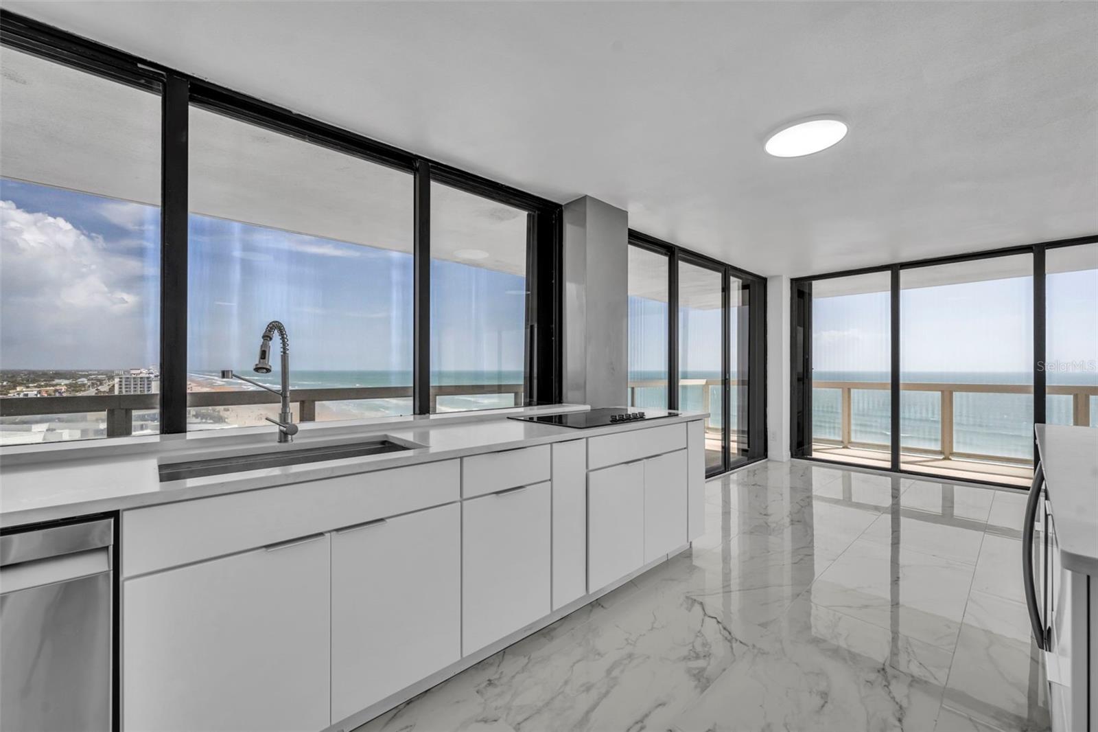 DAYTONA BEACH ALIKI TOWER PT UNIT S CONDO - Residential Lease