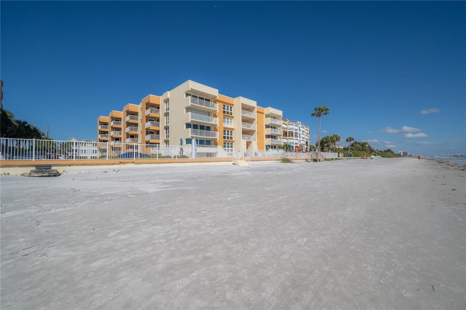 BREAKERS THE CONDO - Residential