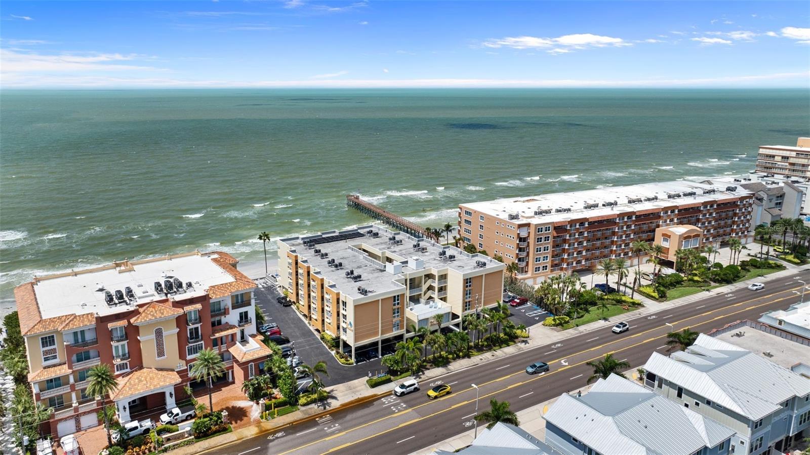 BREAKERS THE CONDO - Residential