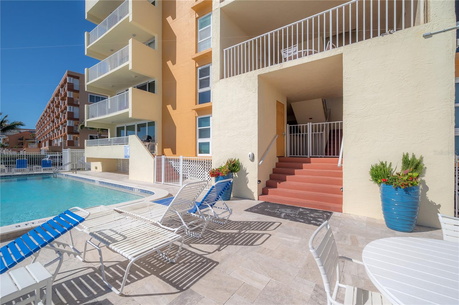 BREAKERS THE CONDO - Residential