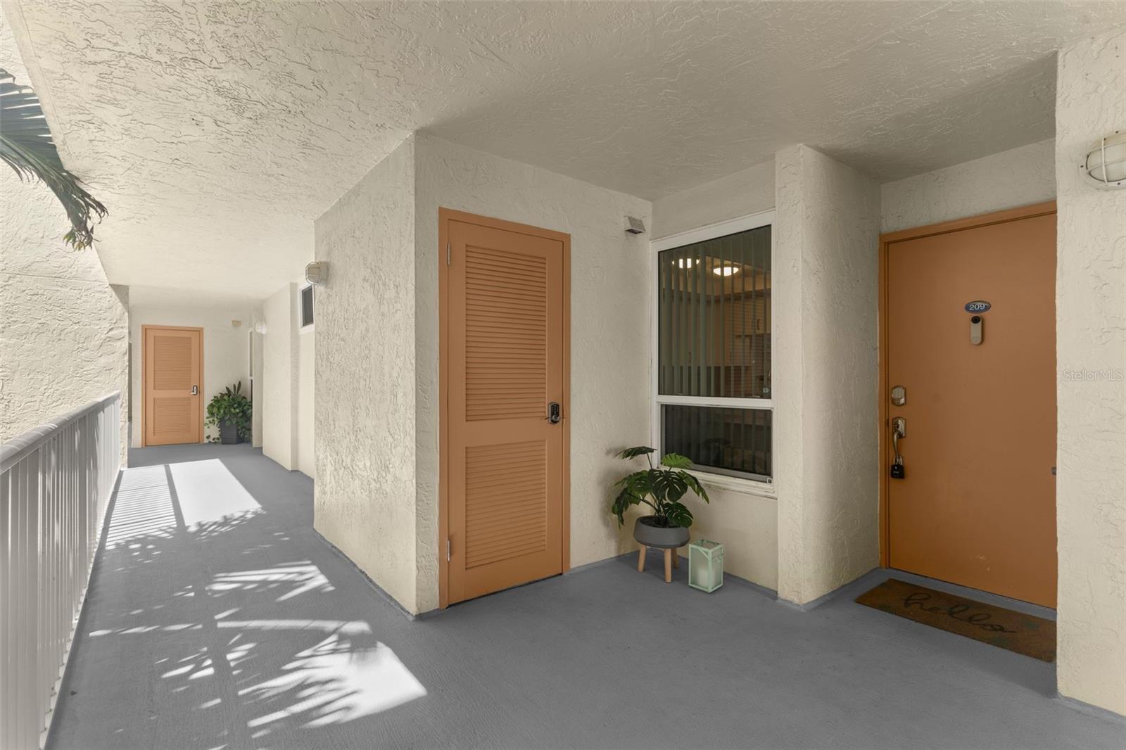 BREAKERS THE CONDO - Residential