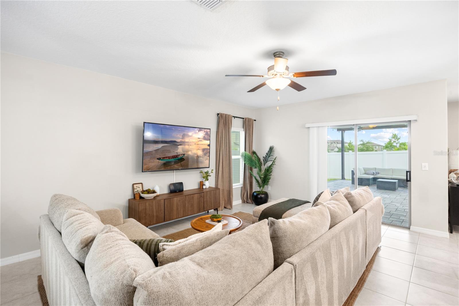 TOUCHSTONE PH 5 - Residential