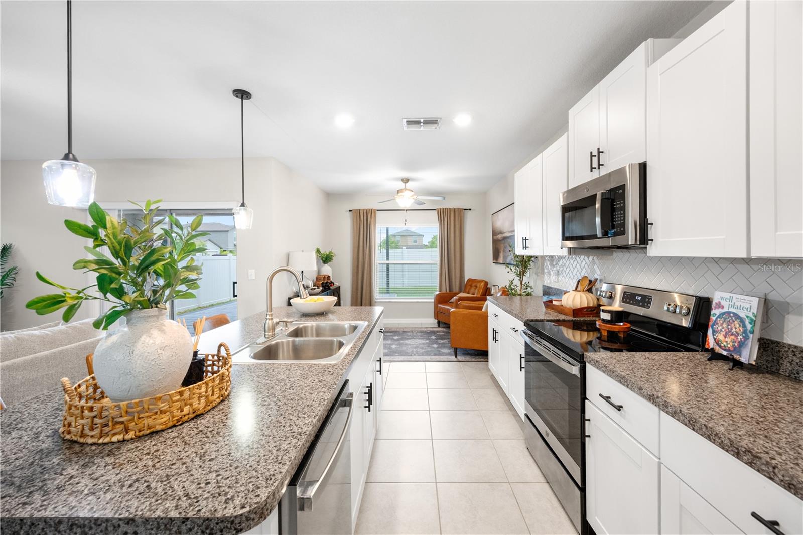 TOUCHSTONE PH 5 - Residential