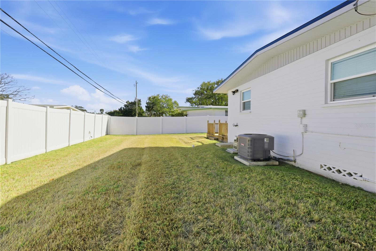 BRENTWOOD PARK UNIT 01 - Residential
