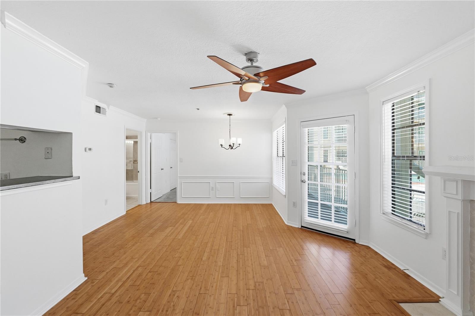 667 | HYDE PARK PLACE II A CONDOMINIUM - Residential
