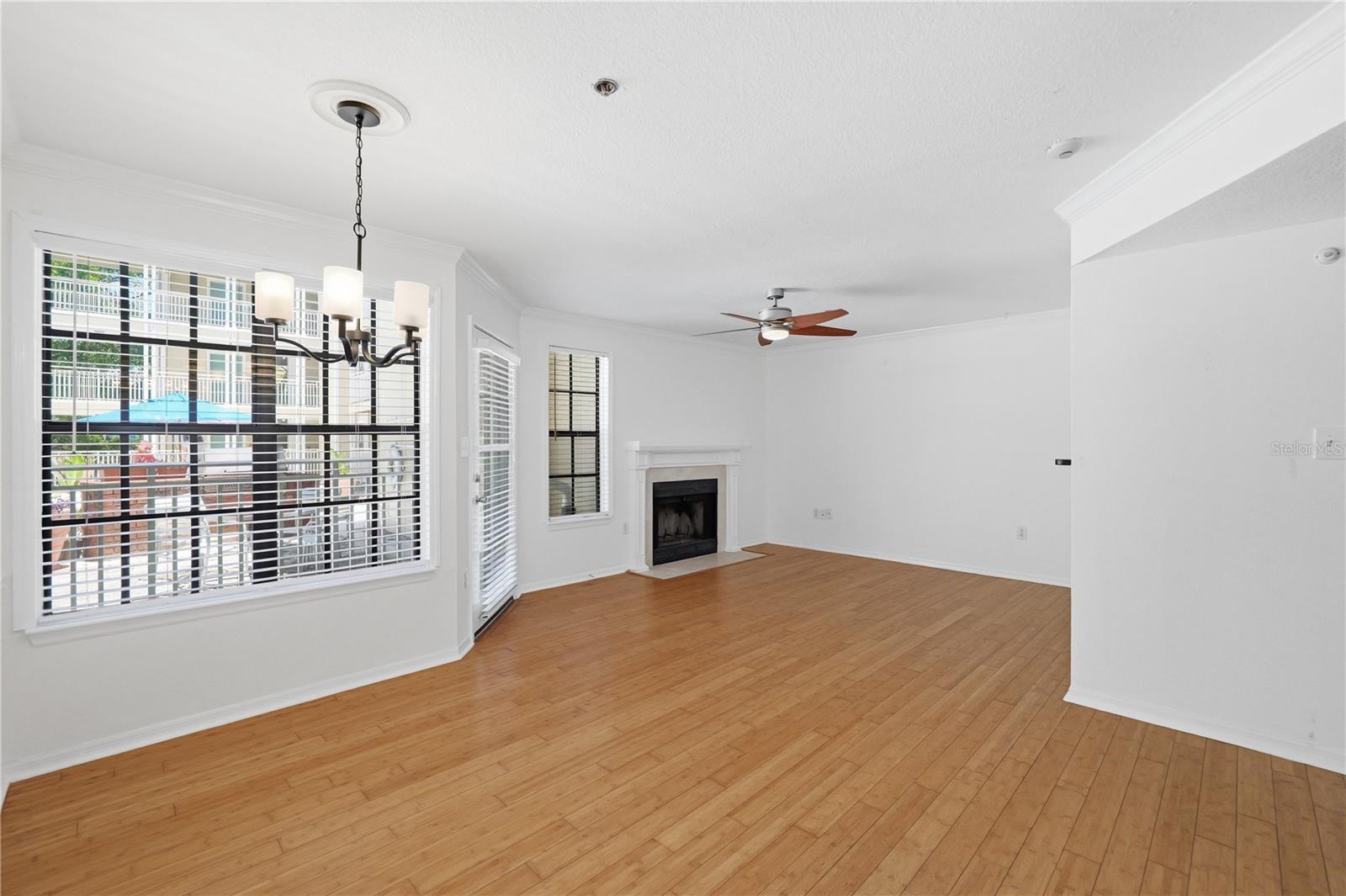 667 | HYDE PARK PLACE II A CONDOMINIUM - Residential