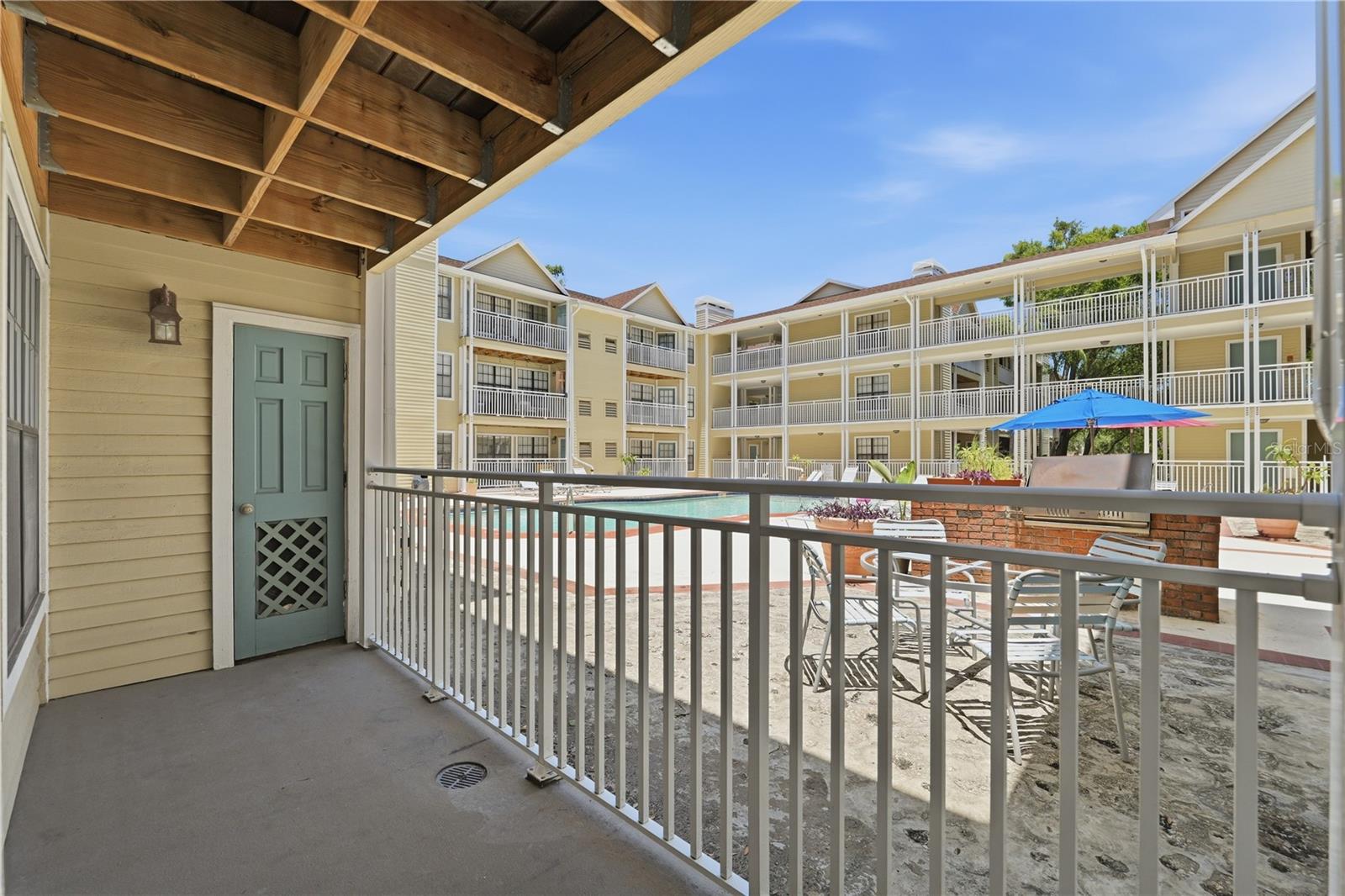 667 | HYDE PARK PLACE II A CONDOMINIUM - Residential