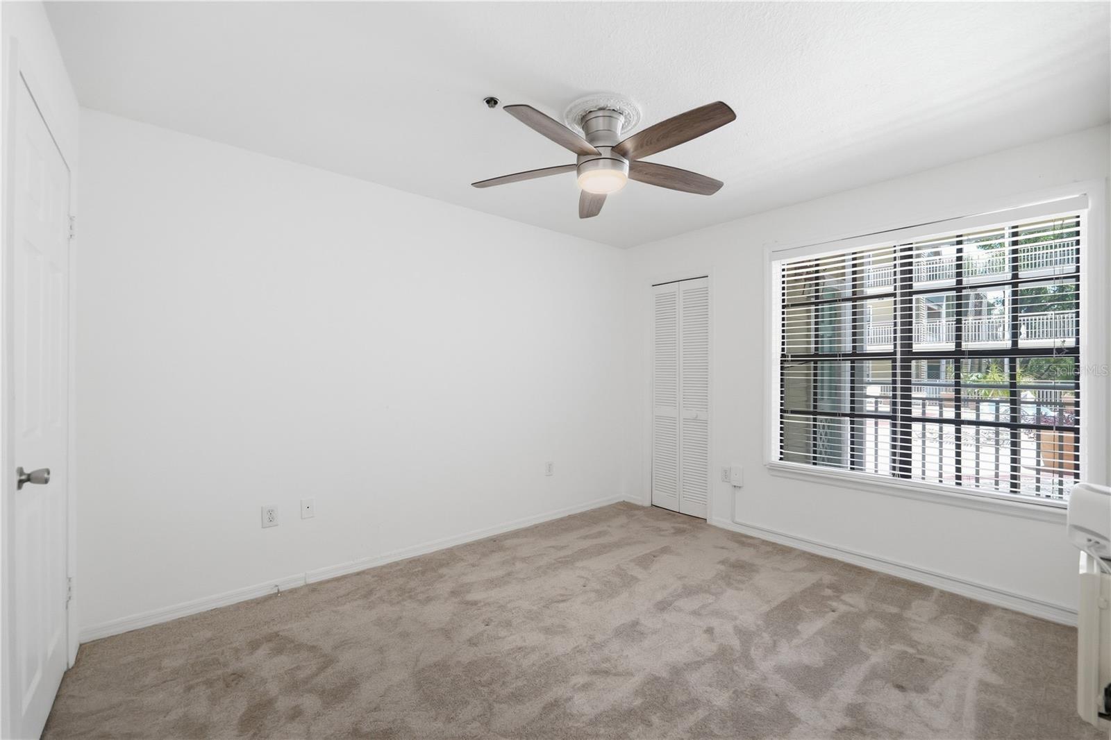 667 | HYDE PARK PLACE II A CONDOMINIUM - Residential