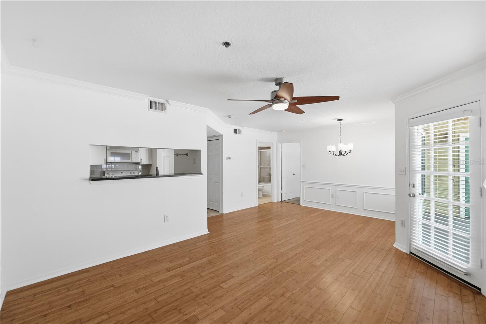 667 | HYDE PARK PLACE II A CONDOMINIUM - Residential
