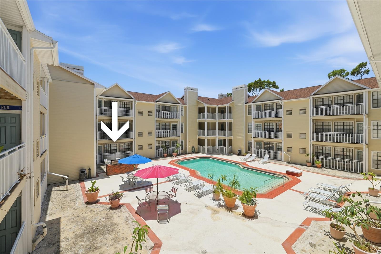 667 | HYDE PARK PLACE II A CONDOMINIUM - Residential