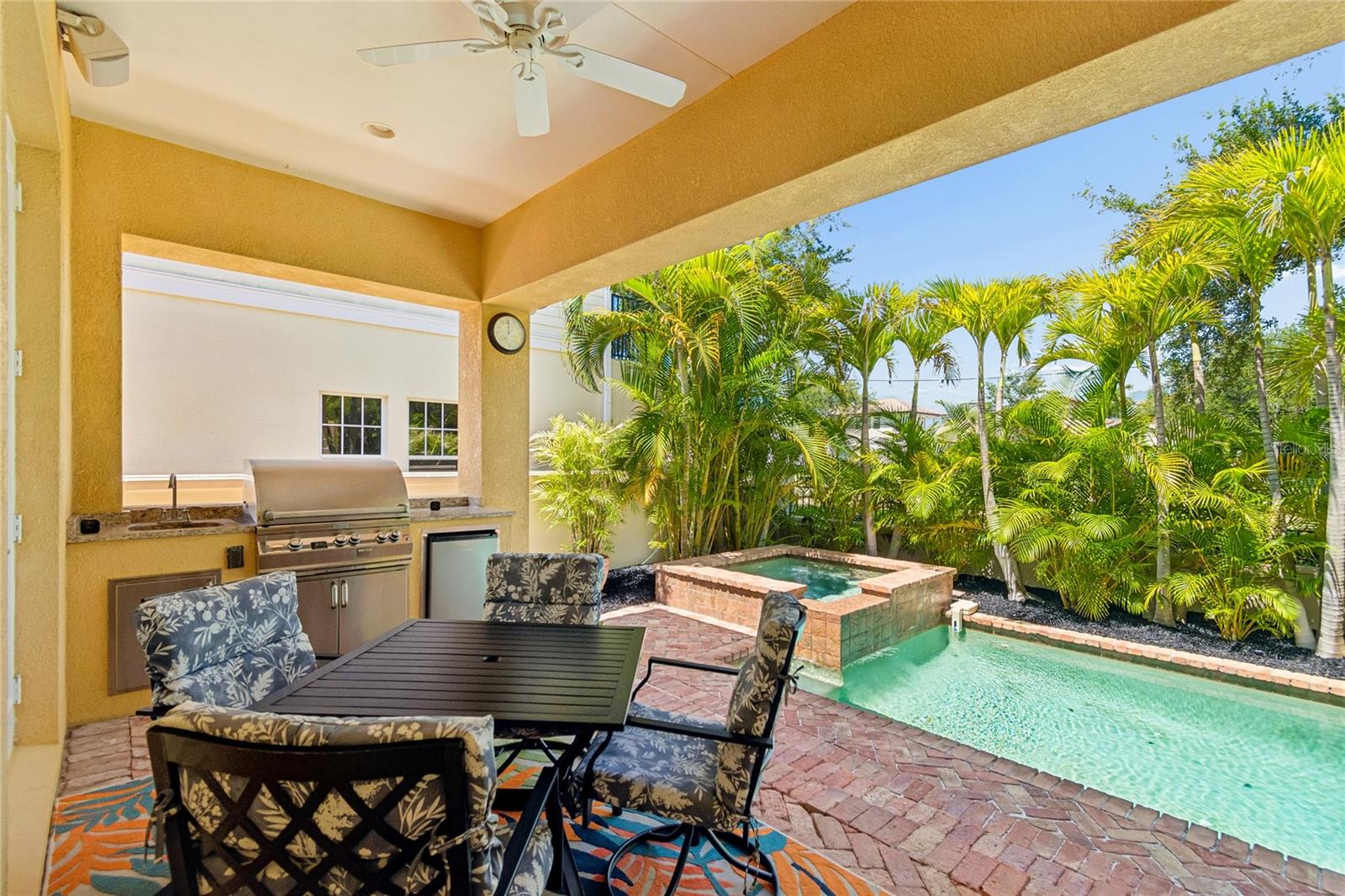 WESTSHORE YACHT CLUB PH 1 - Residential