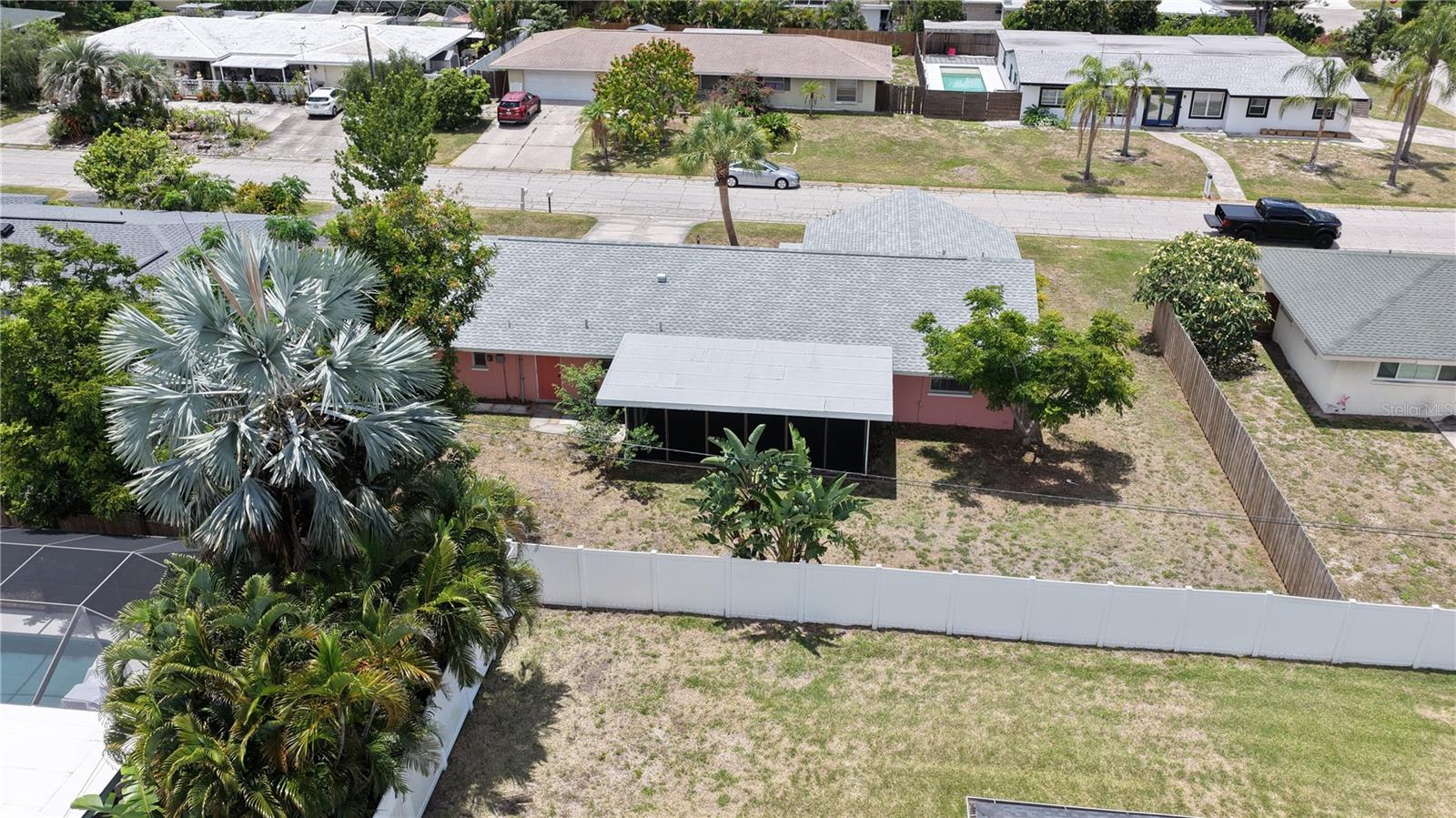 SOUTH GATE - Residential