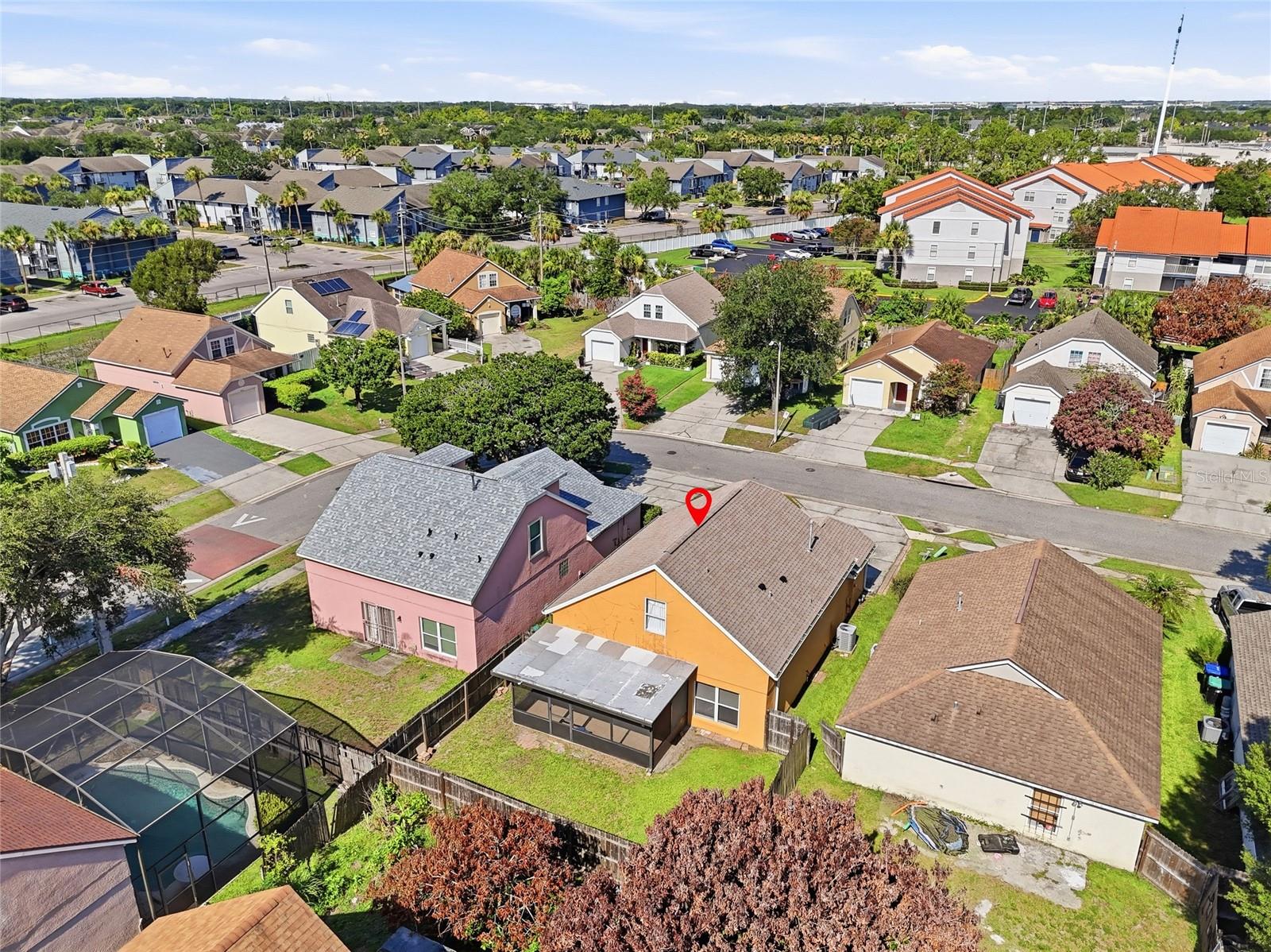 AVENTURA ESTATES - Residential