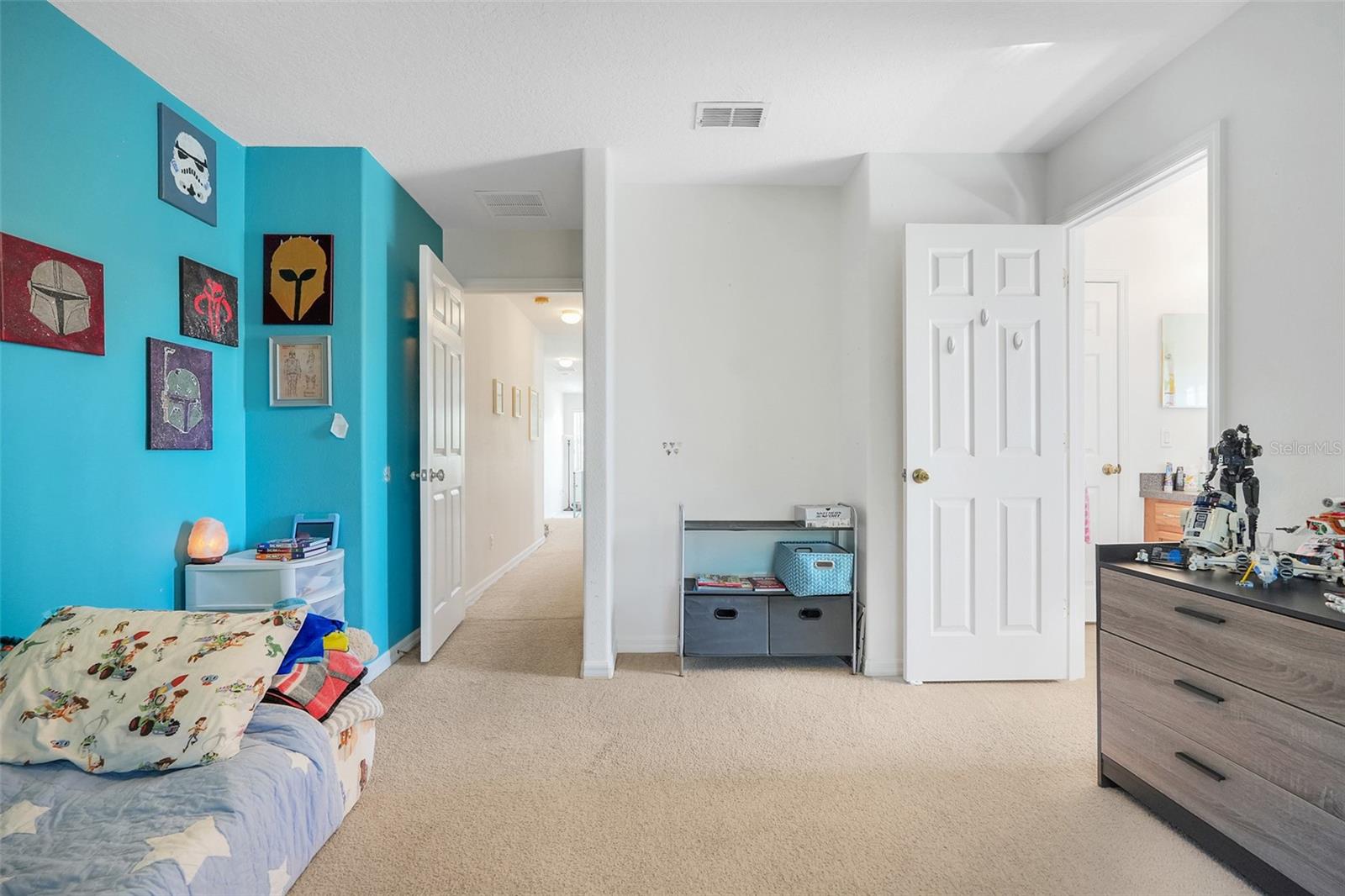 MOSS PARK RIDGE - Residential