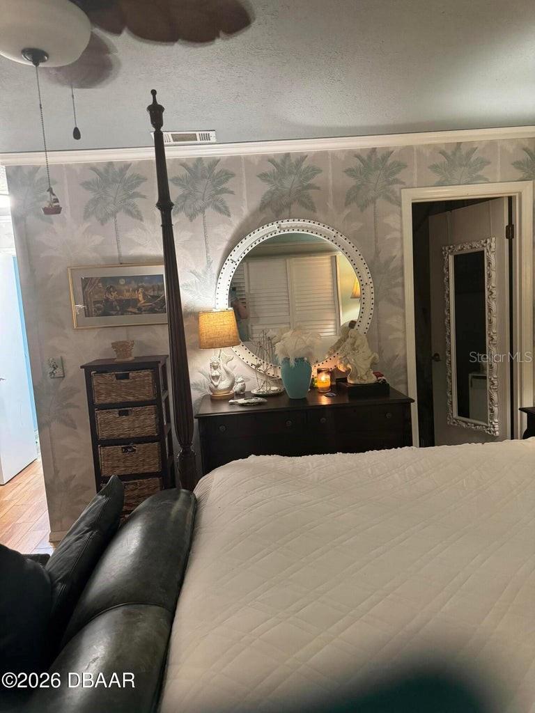 LIGHTHOUSE SHORES TWNHMS CONDO - Residential