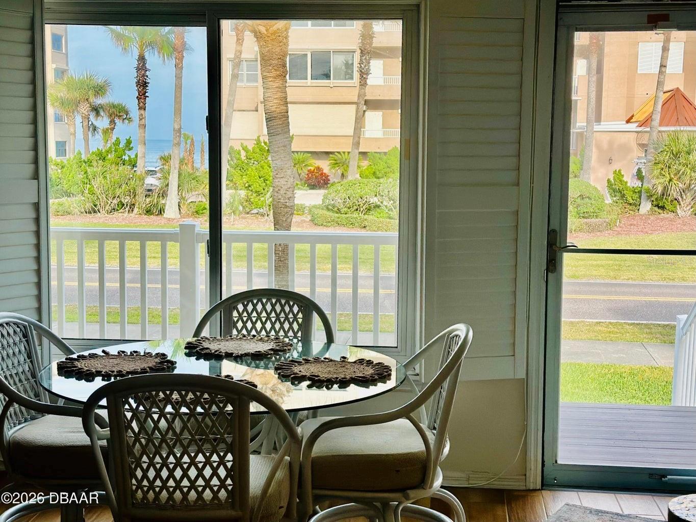 LIGHTHOUSE SHORES TWNHMS CONDO - Residential