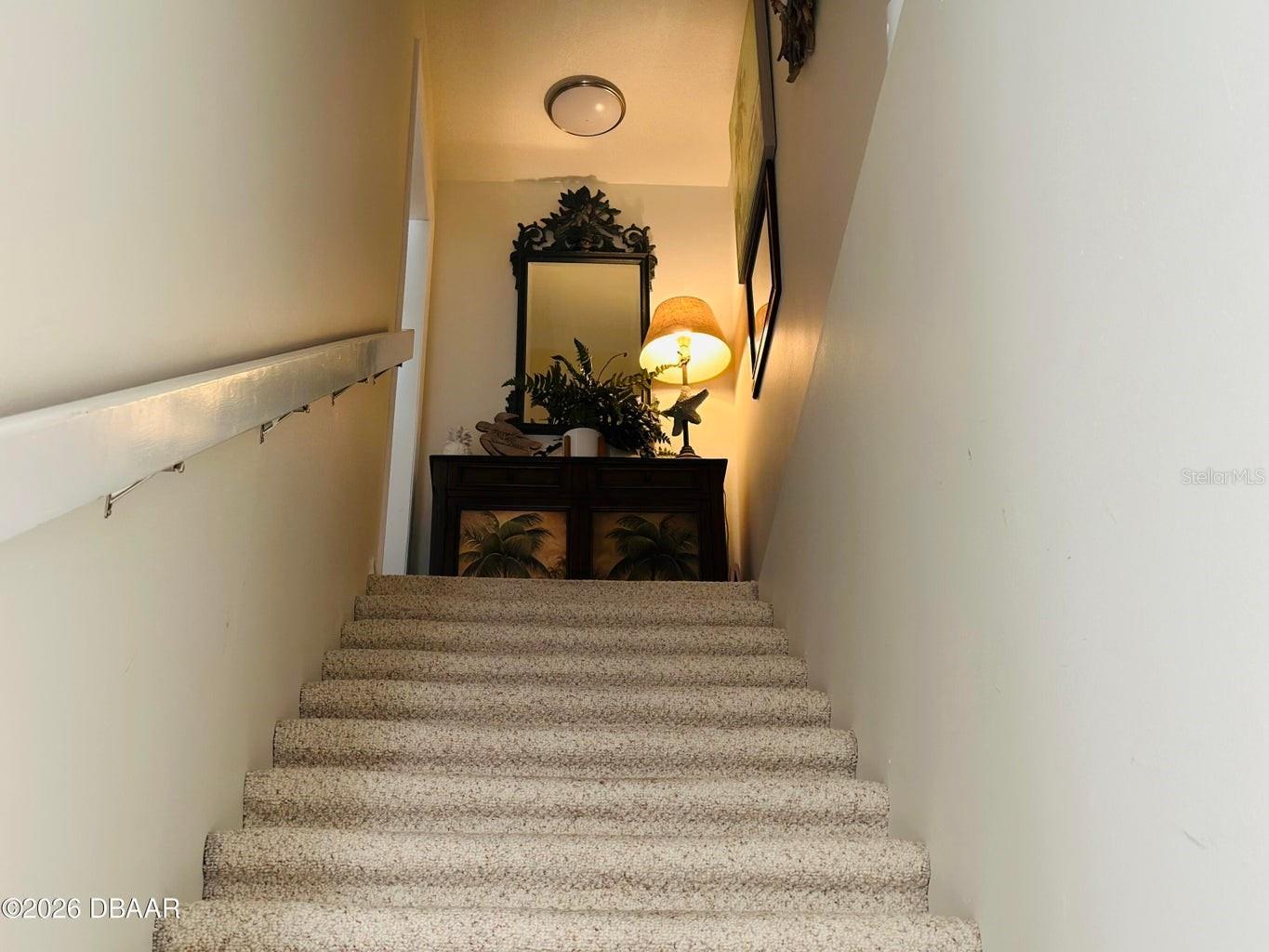LIGHTHOUSE SHORES TWNHMS CONDO - Residential