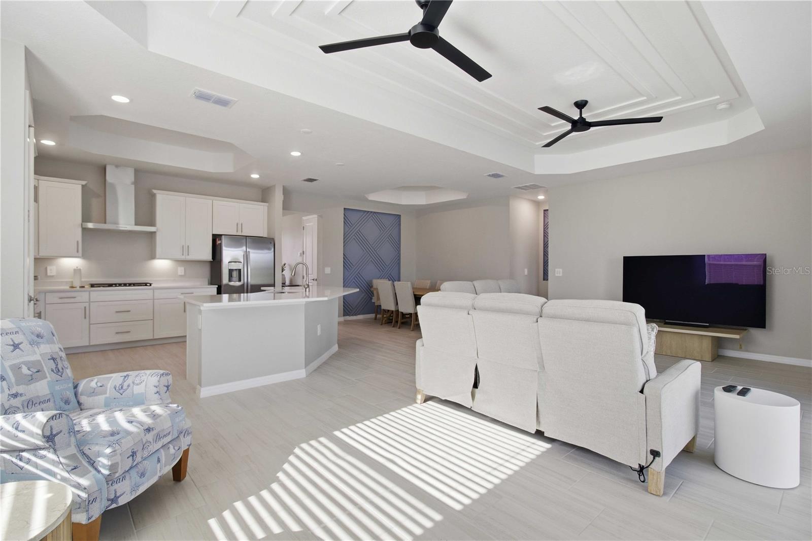 CALUSA COUNTRY CLUB - Residential