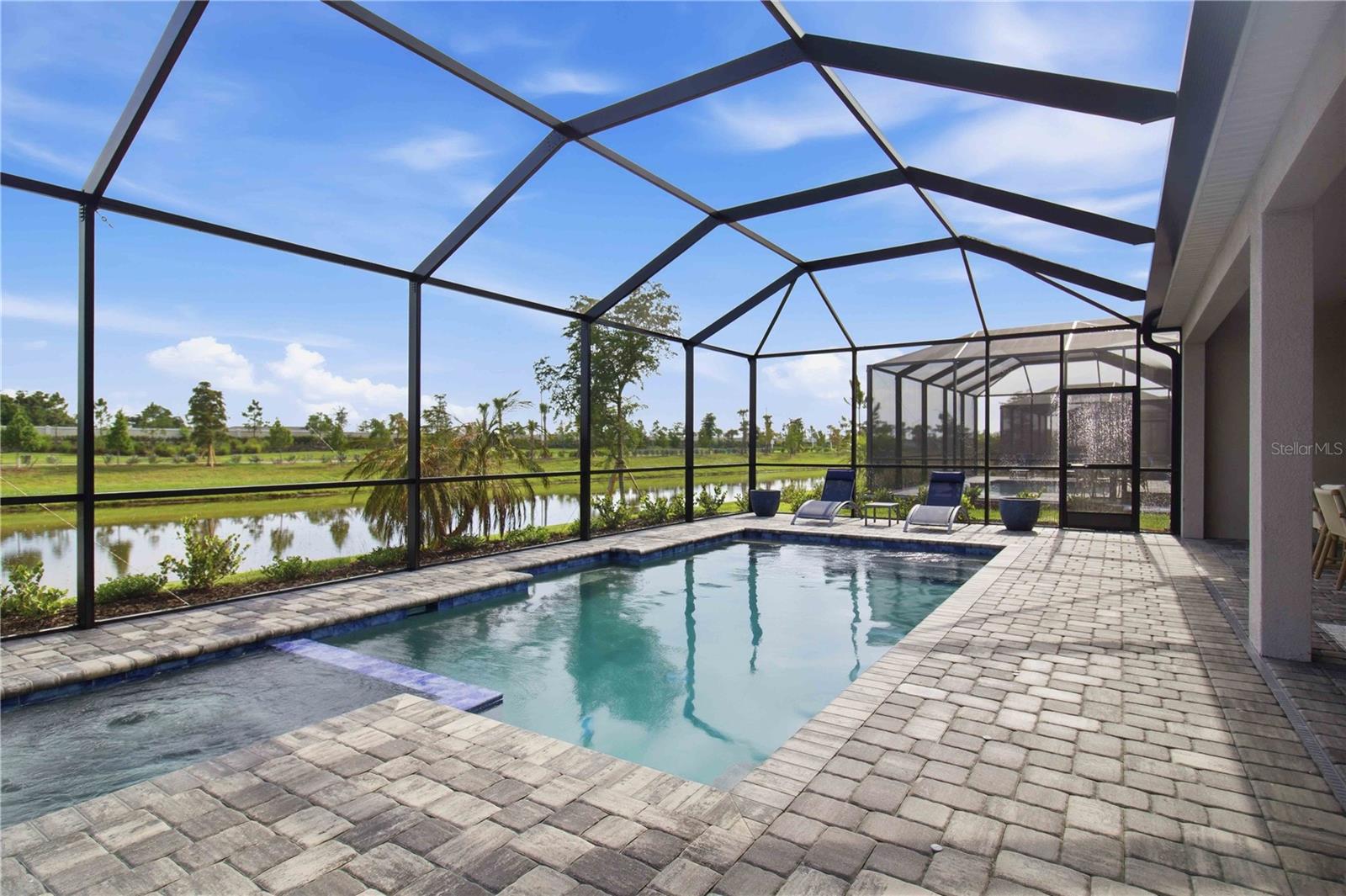 CALUSA COUNTRY CLUB - Residential