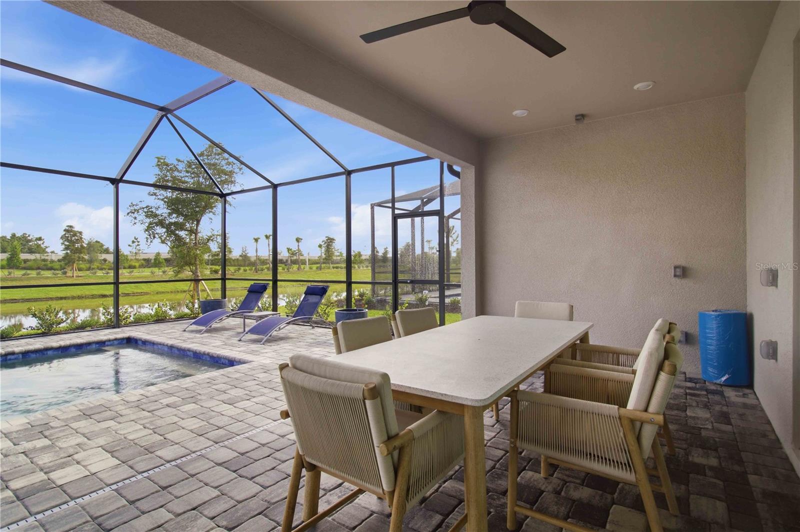 CALUSA COUNTRY CLUB - Residential