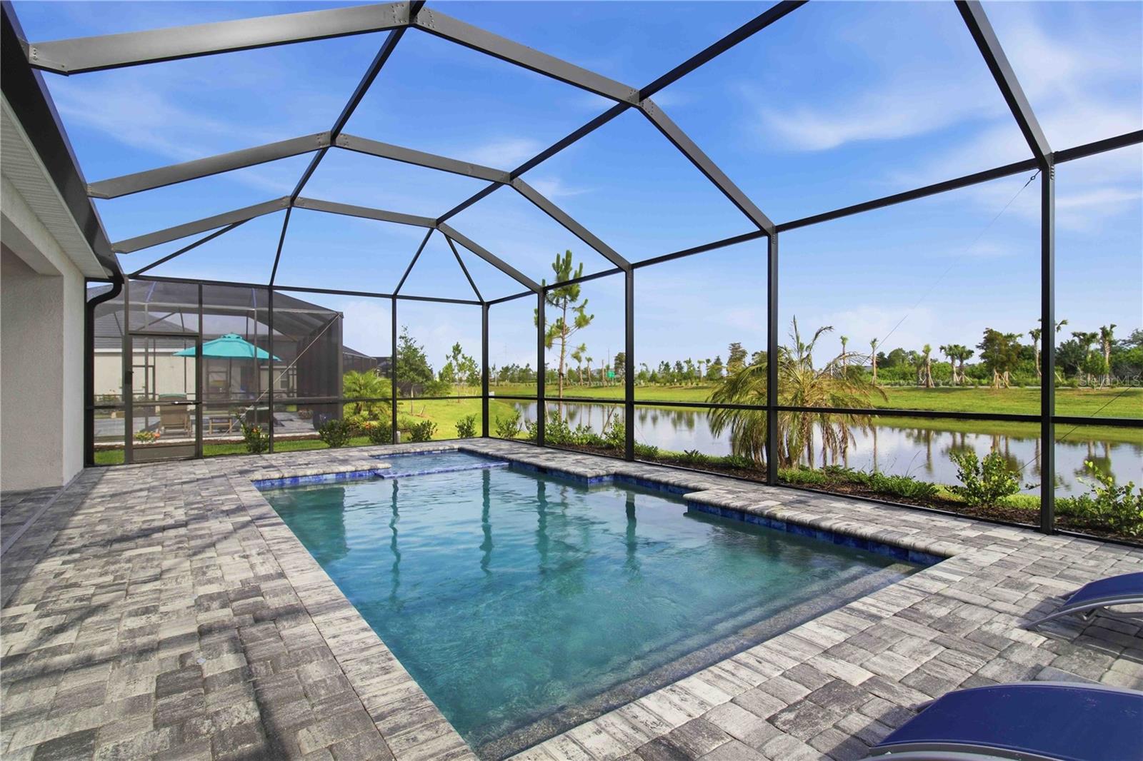 CALUSA COUNTRY CLUB - Residential