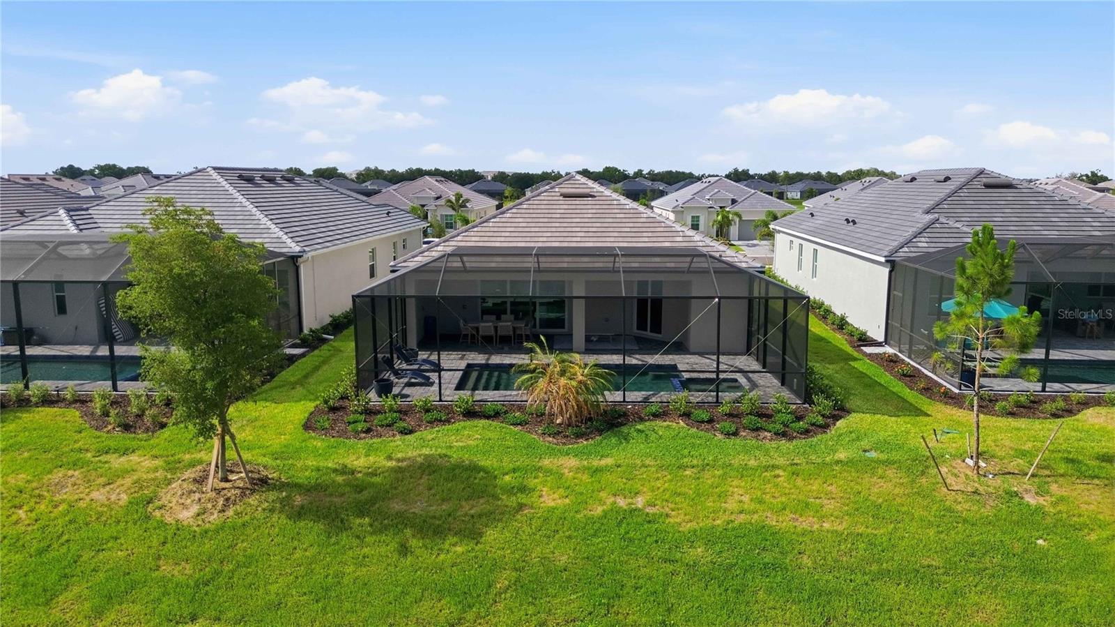 CALUSA COUNTRY CLUB - Residential