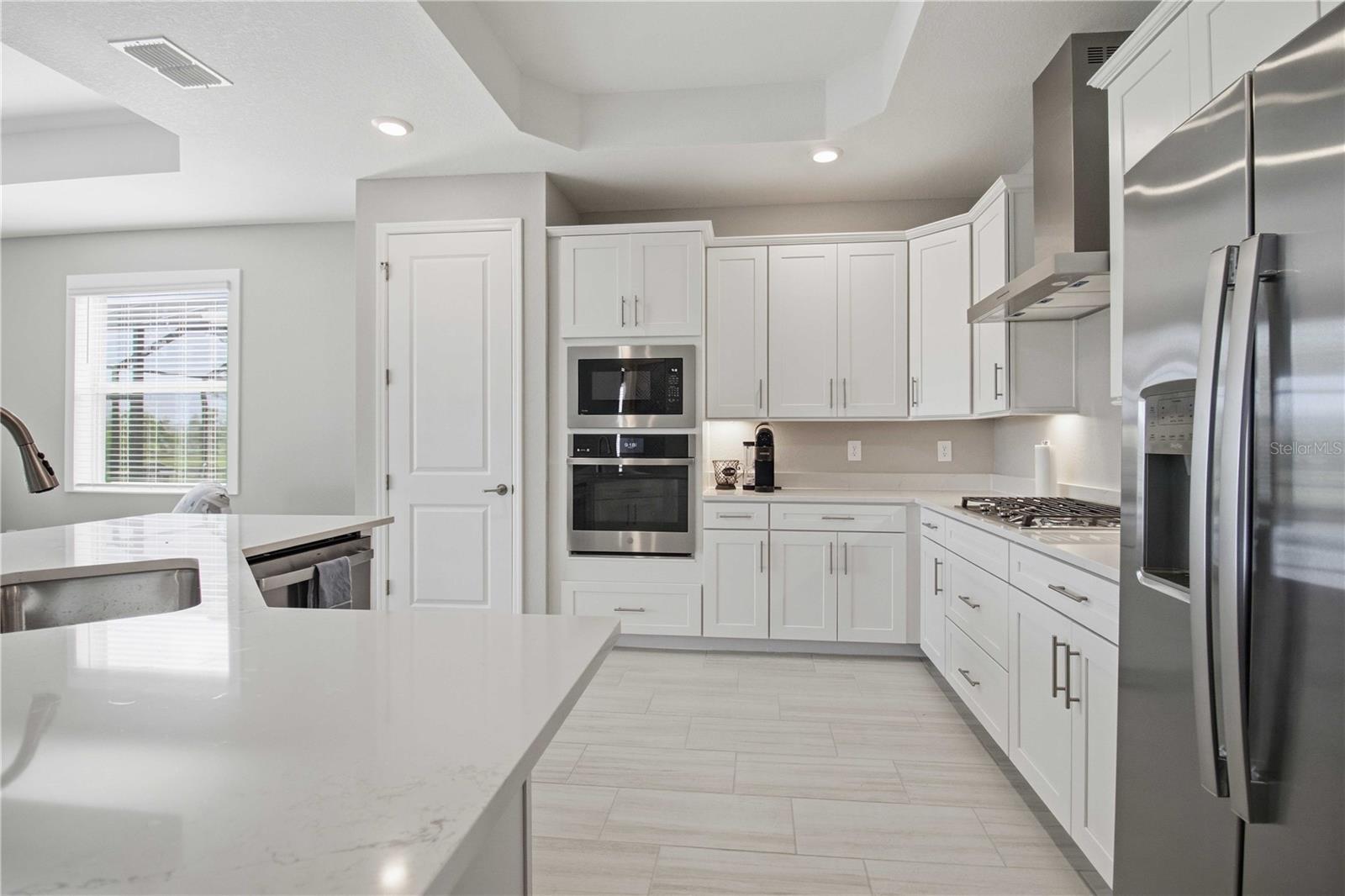CALUSA COUNTRY CLUB - Residential