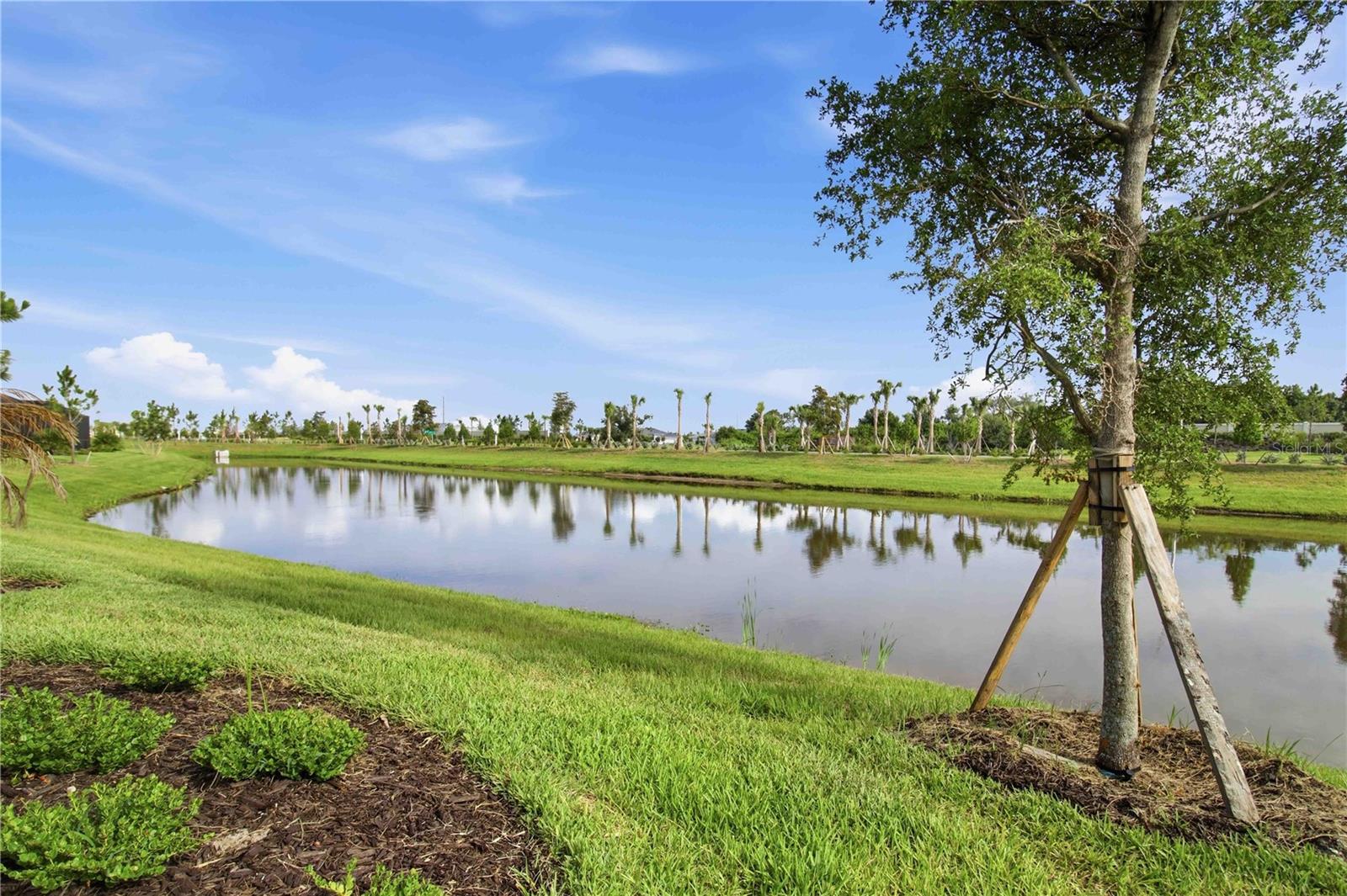 CALUSA COUNTRY CLUB - Residential