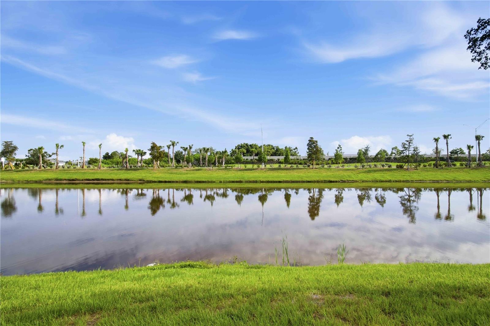 CALUSA COUNTRY CLUB - Residential