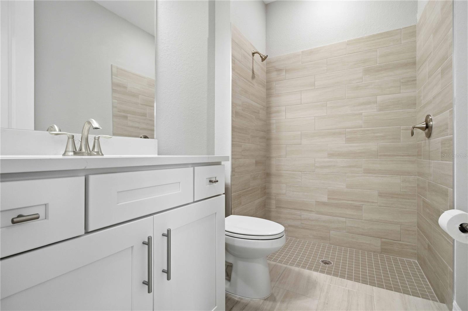 CALUSA COUNTRY CLUB - Residential