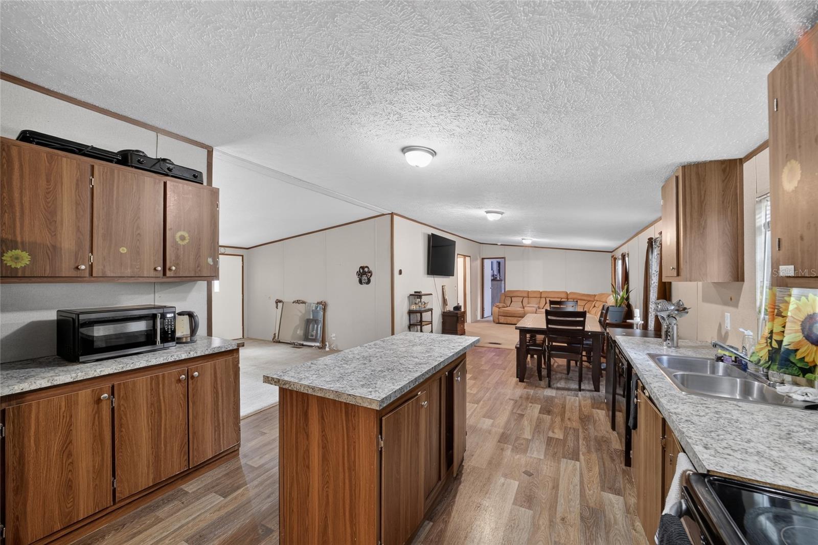 LEISURE ACRES UNIT 04A - Residential