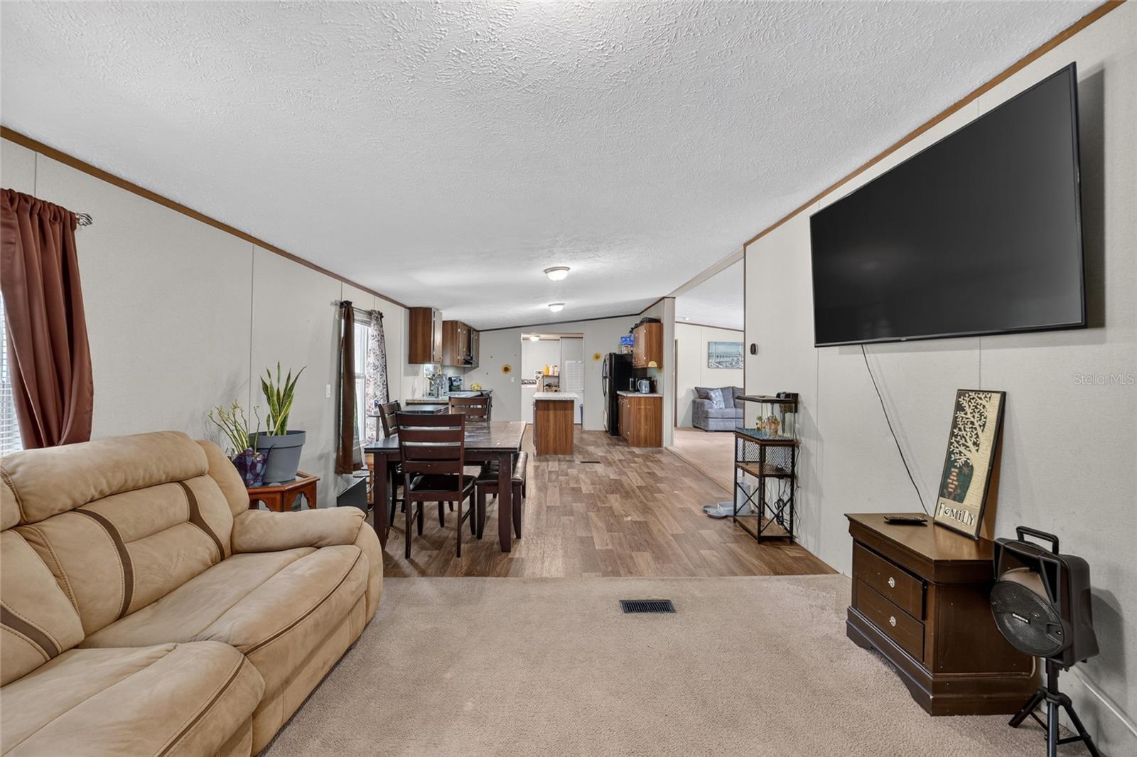 LEISURE ACRES UNIT 04A - Residential