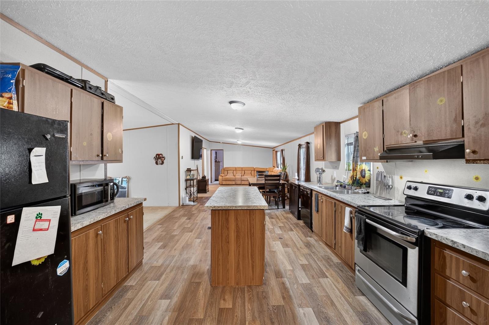 LEISURE ACRES UNIT 04A - Residential