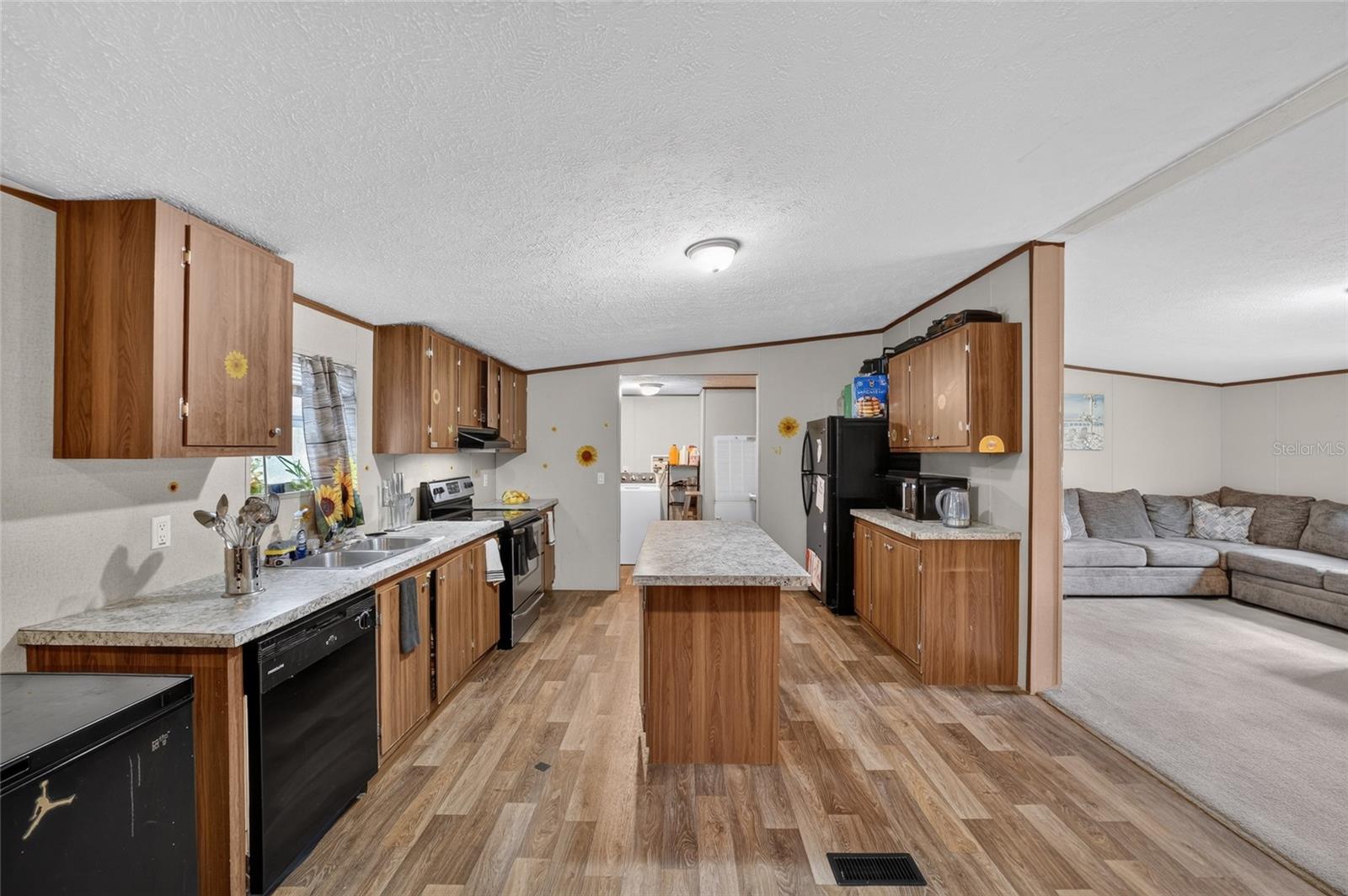 LEISURE ACRES UNIT 04A - Residential