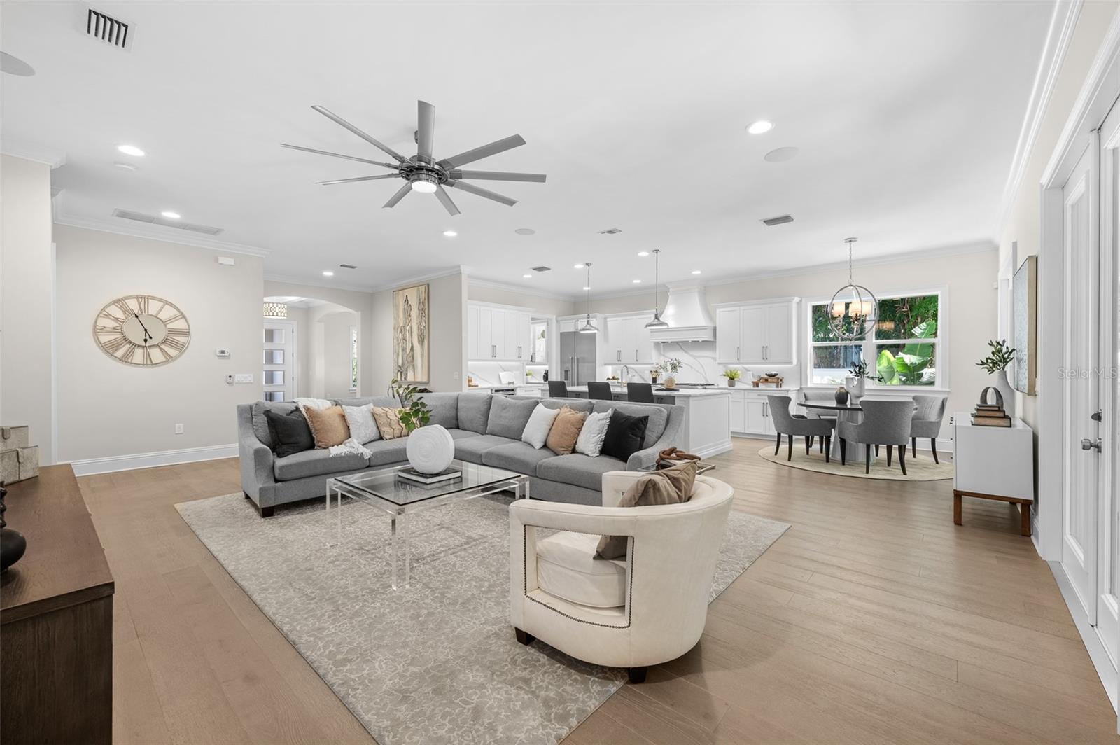 BAYSHORE BEAUTIFUL - Residential