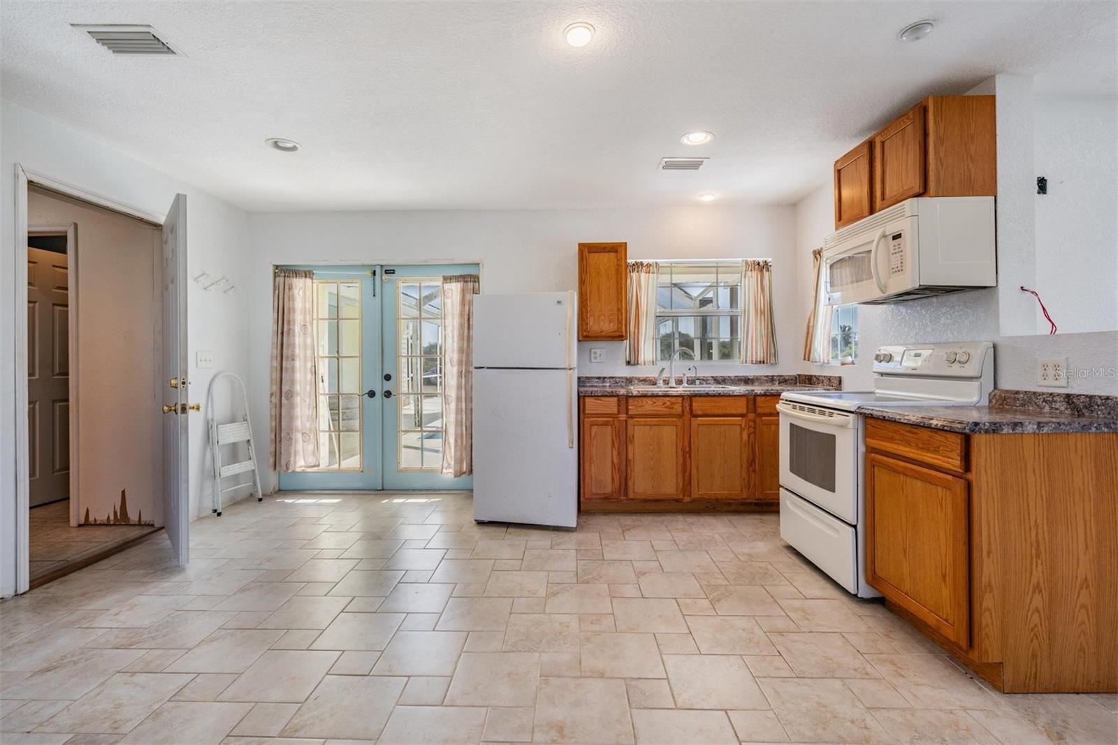 UNPLATTED - Residential