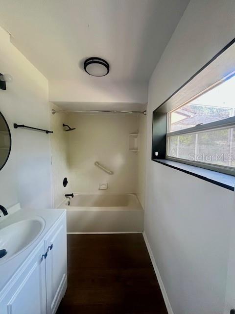 LAKE KATHRYN WOODS - Residential