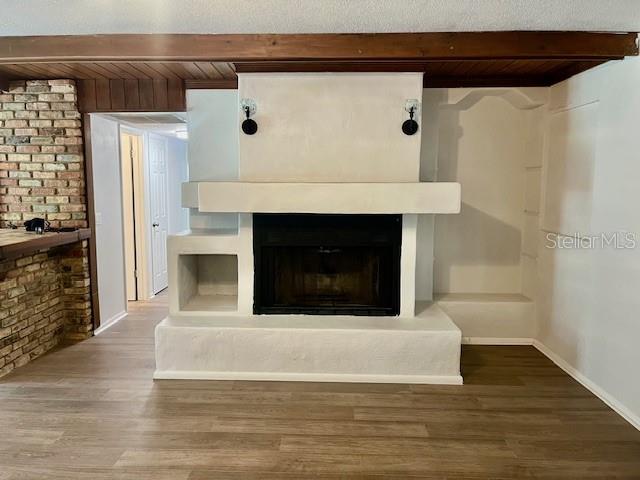 LAKE KATHRYN WOODS - Residential
