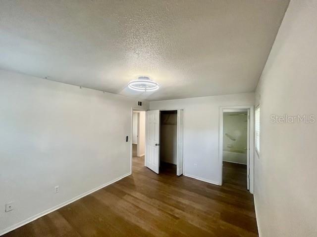 LAKE KATHRYN WOODS - Residential