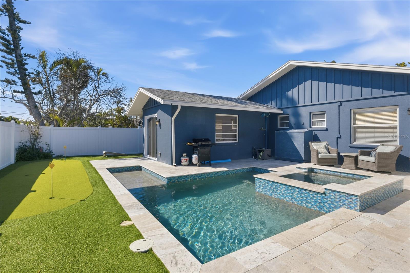 HAVERKOS COURT - Residential